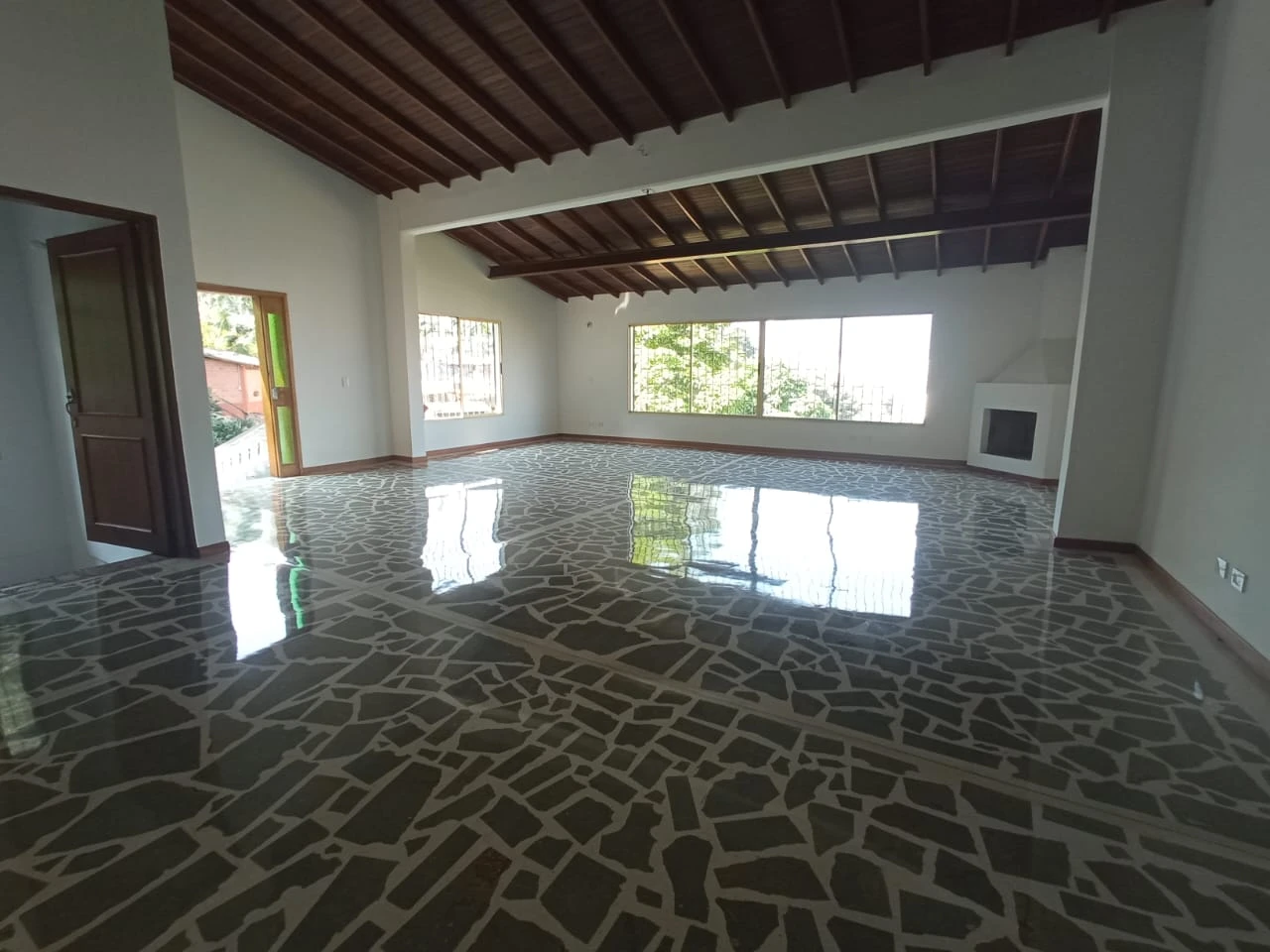 CASA CAMPESTRE EN ARRIENDO 