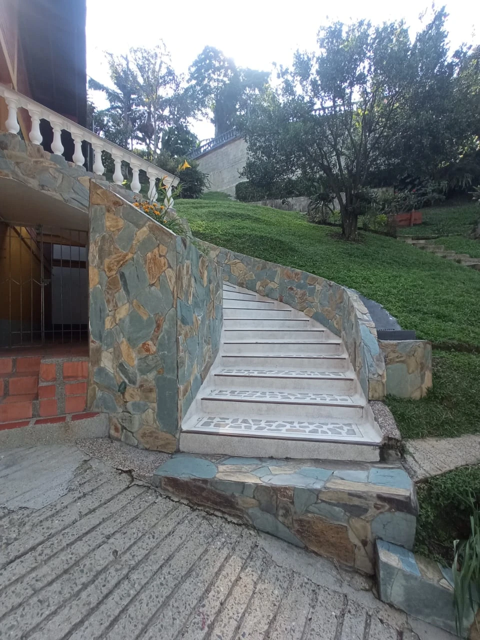 CASA CAMPESTRE EN ARRIENDO 