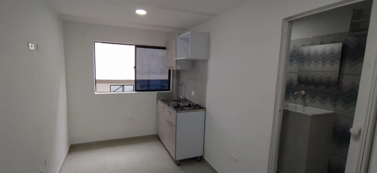 APARTA ESTUDIO EN ARRIENDO 