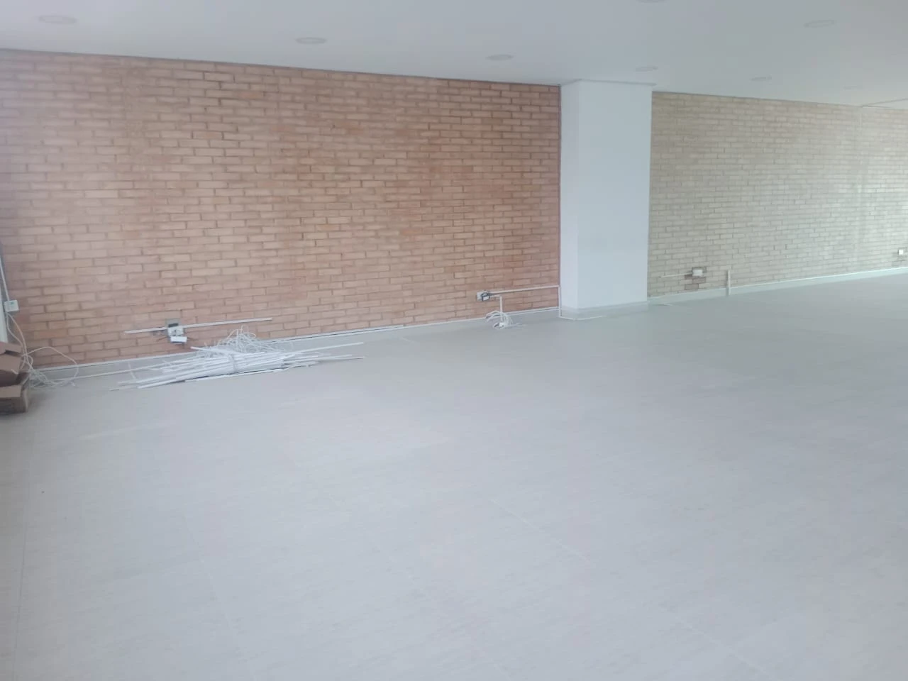 LOCAL COMERCIAL  EN ARRIENDO