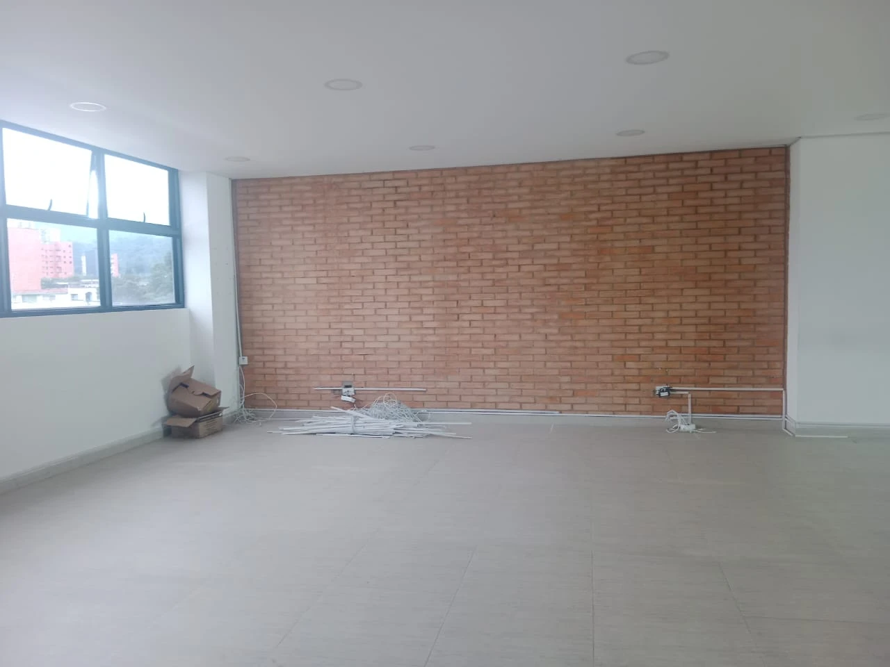 LOCAL COMERCIAL  EN ARRIENDO