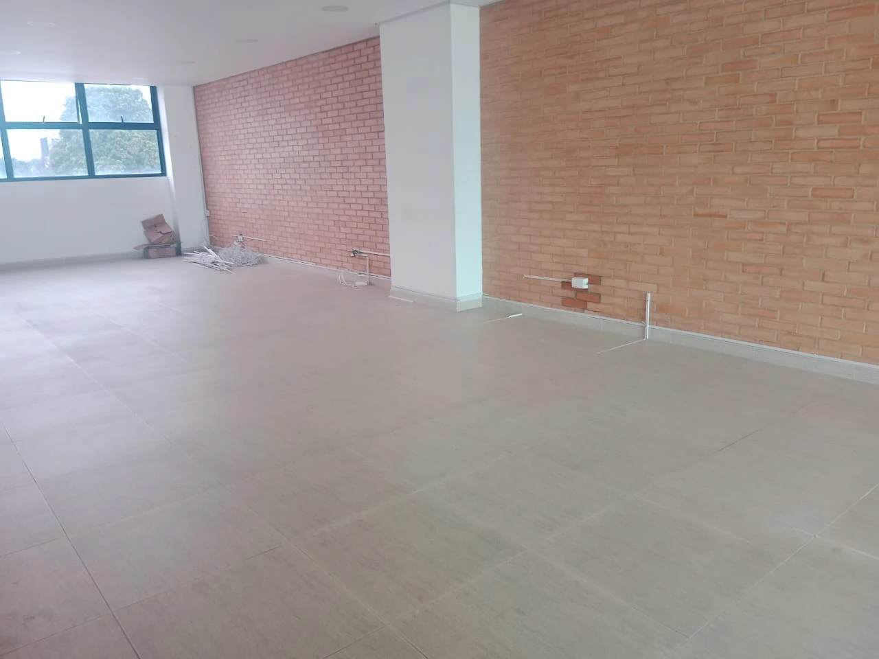 LOCAL COMERCIAL  EN ARRIENDO