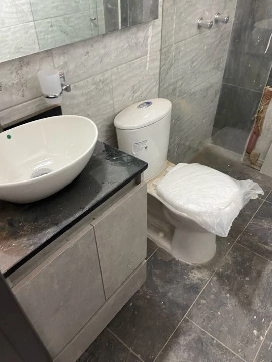 Apartamento en arriendo cerca a estación madera