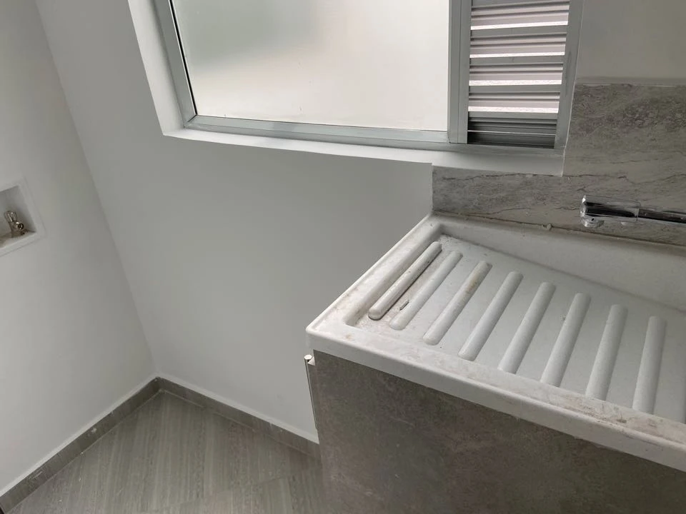 Apartamento en arriendo cerca a estación madera