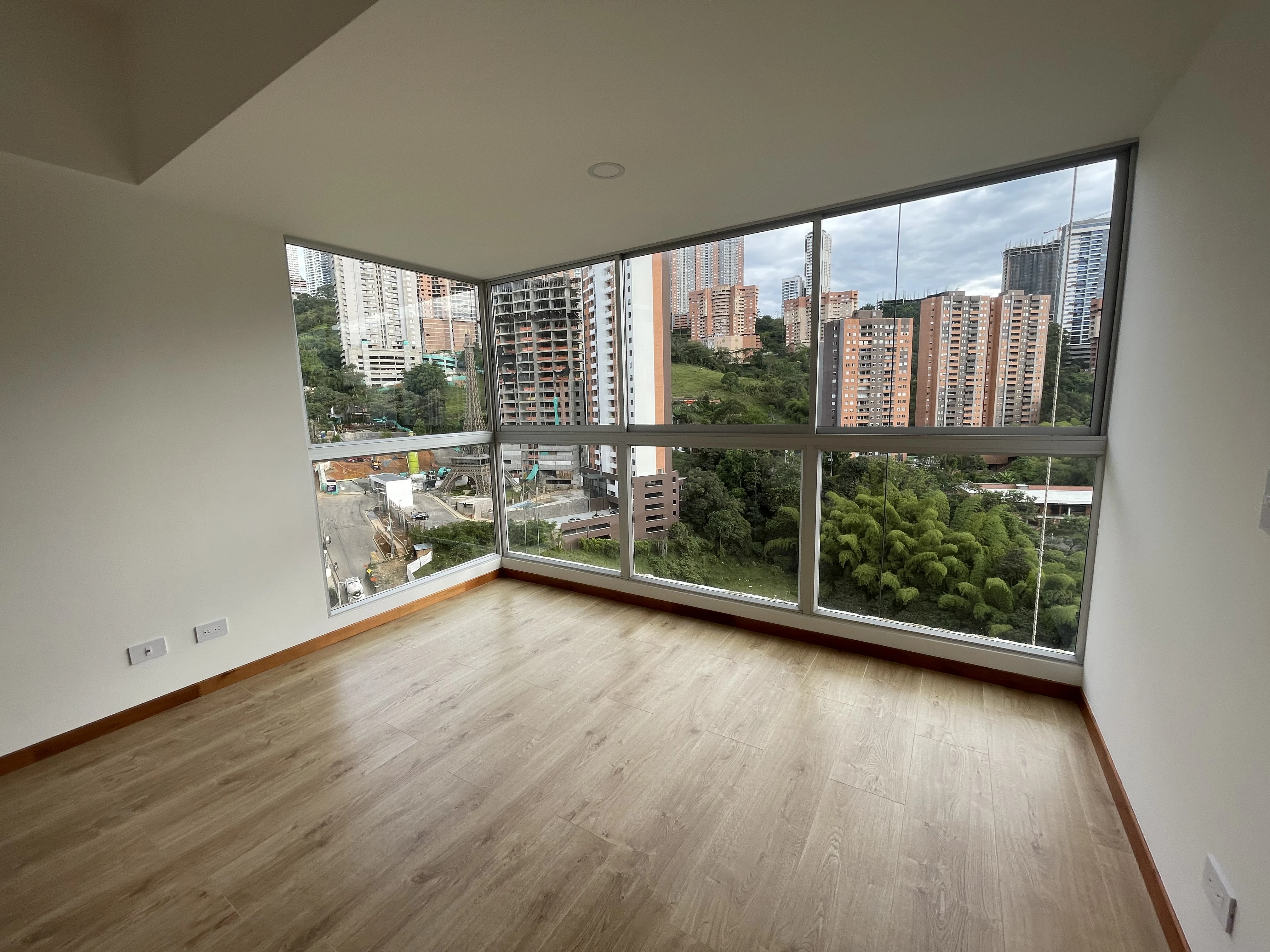 ARRIENDO APARTAMENTO