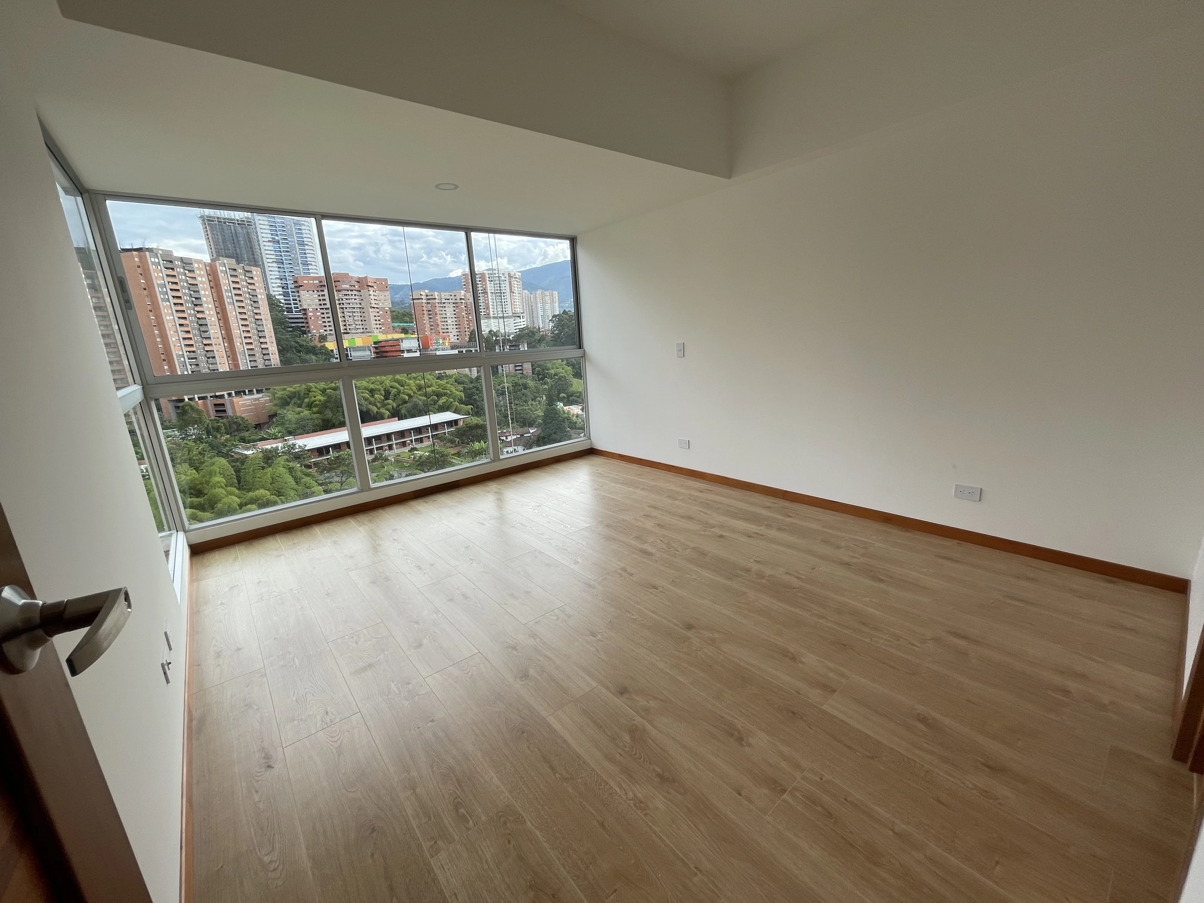 ARRIENDO APARTAMENTO
