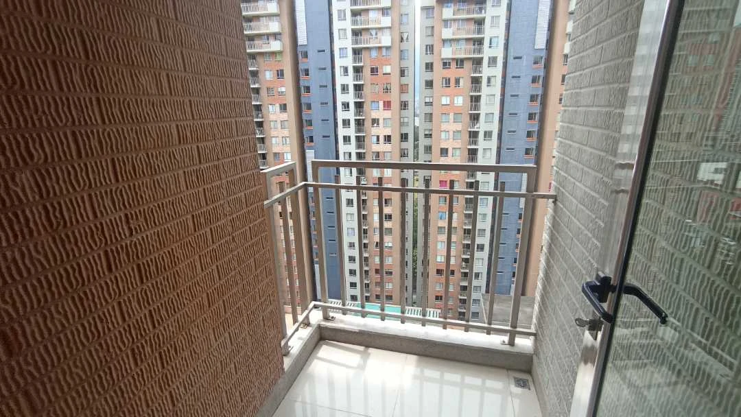 Se arrienda apartamento en sector madera