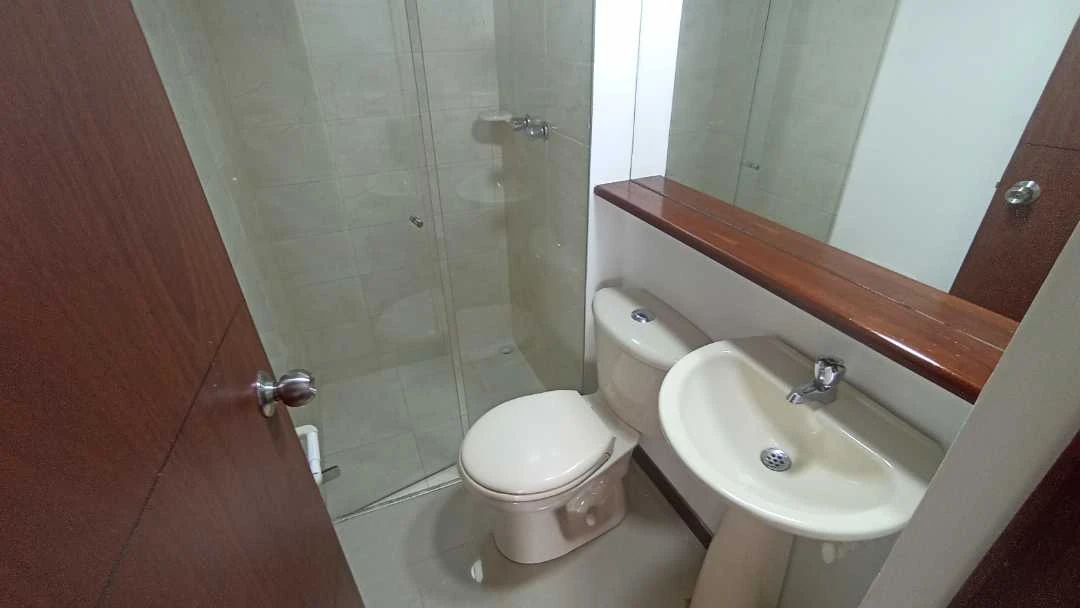 Se arrienda apartamento en sector madera
