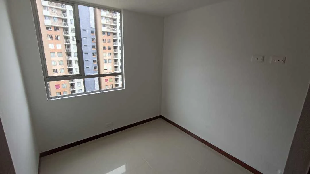 Se arrienda apartamento en sector madera