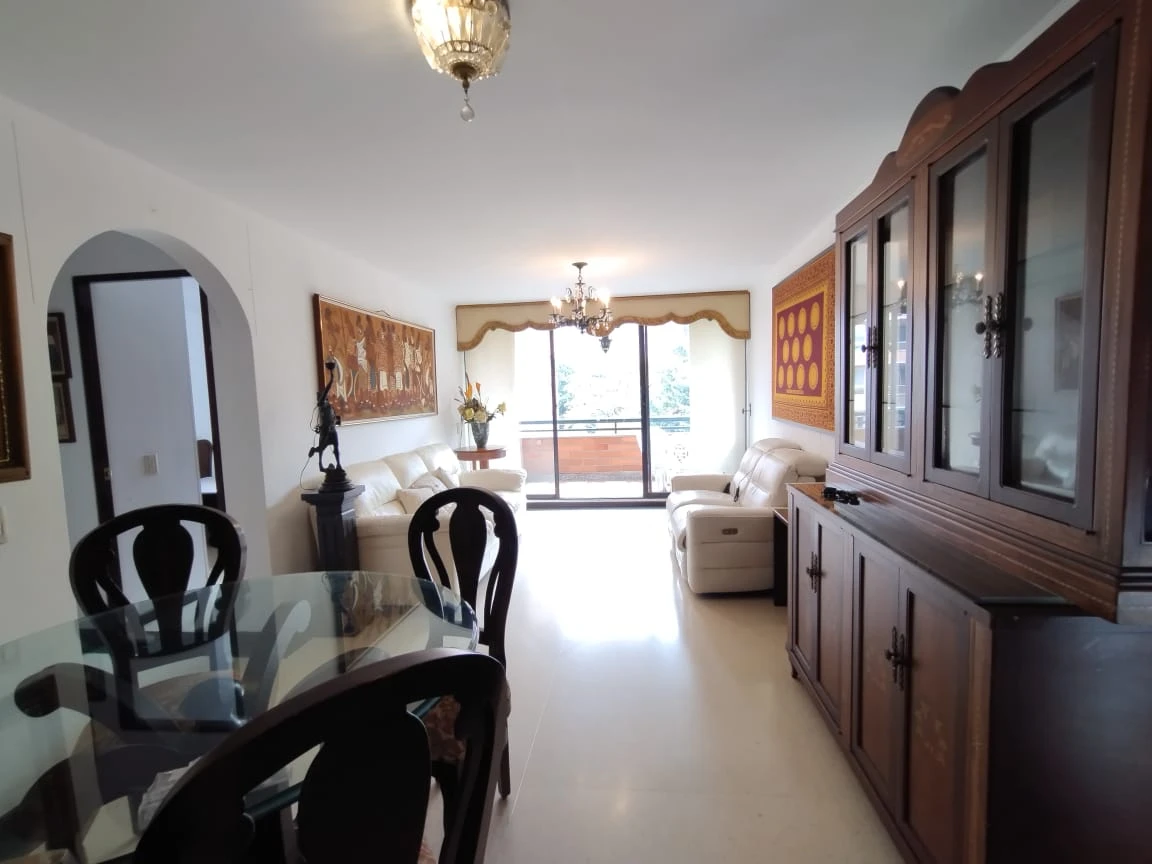 Apartamento amoblado en arriendo sector Santa Maria de los Ángeles