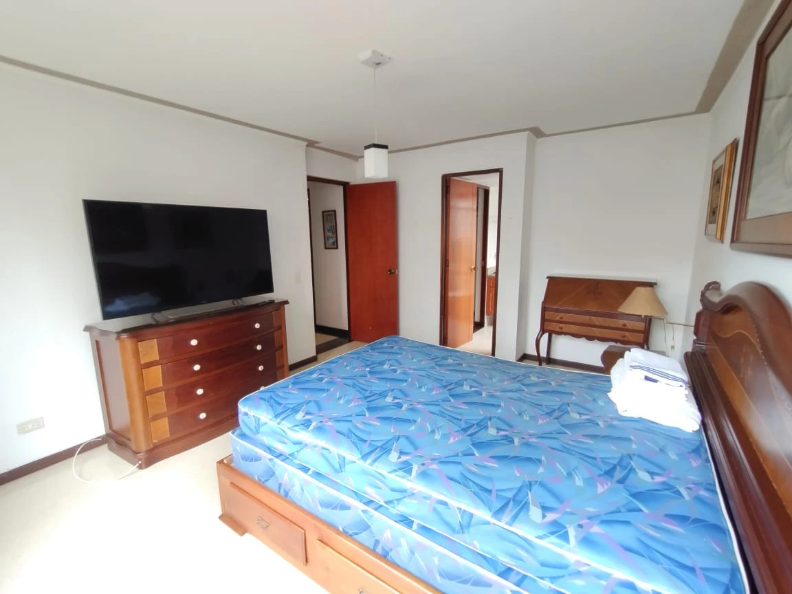 Apartamento amoblado en arriendo sector Santa Maria de los Ángeles