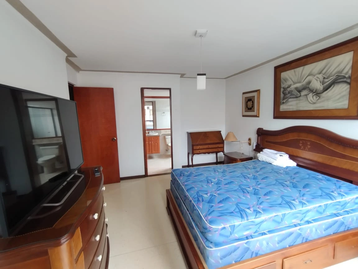 Apartamento amoblado en arriendo sector Santa Maria de los Ángeles
