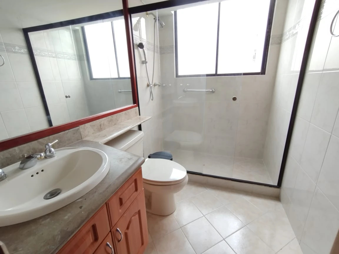 Apartamento amoblado en arriendo sector Santa Maria de los Ángeles