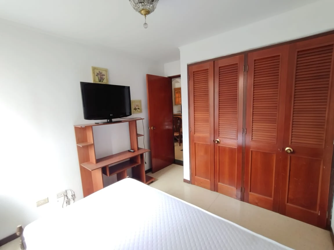 Apartamento amoblado en arriendo sector Santa Maria de los Ángeles
