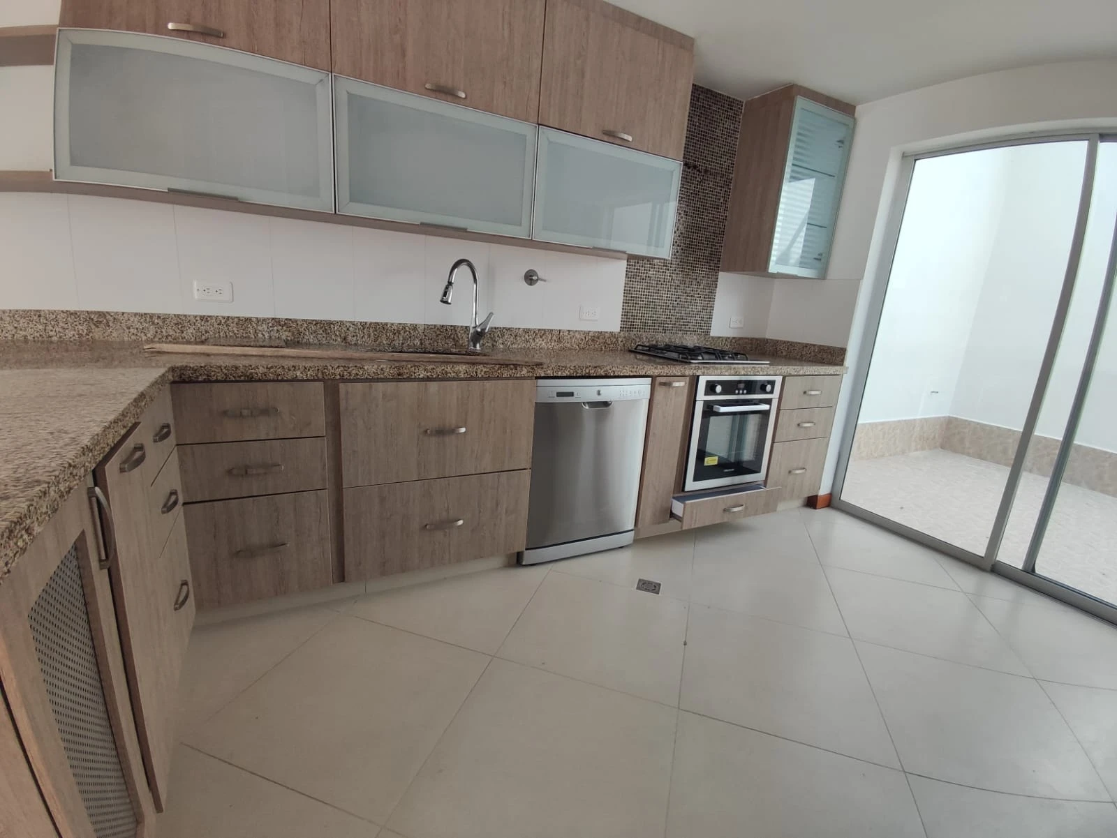 Casa en arriendo en La Ceja - Jardines de la Pradera 