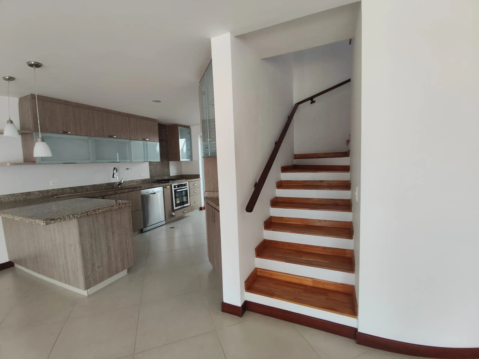 Casa en arriendo en La Ceja - Jardines de la Pradera 