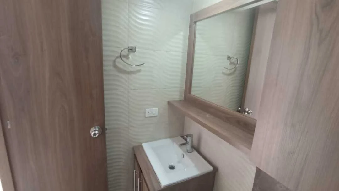 Se arrienda apartamento en madera