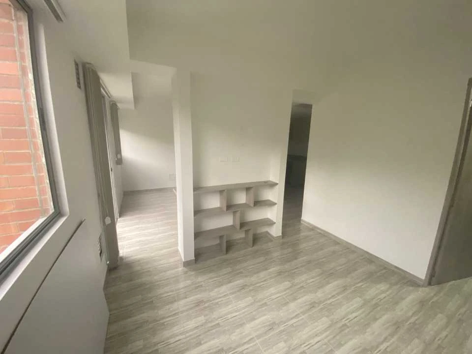 Se arrienda apartaestudio en sector amazonia