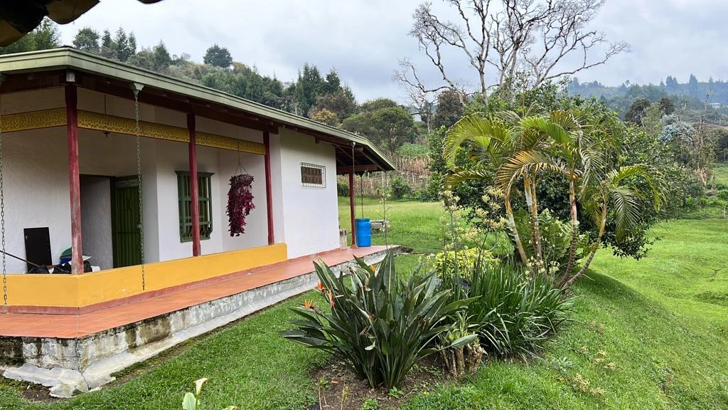 CASA LOTE EN VENTA Y ARRIENDO GUARNE - SAN JOSE 