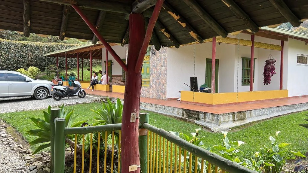 CASA LOTE EN VENTA Y ARRIENDO GUARNE - SAN JOSE 
