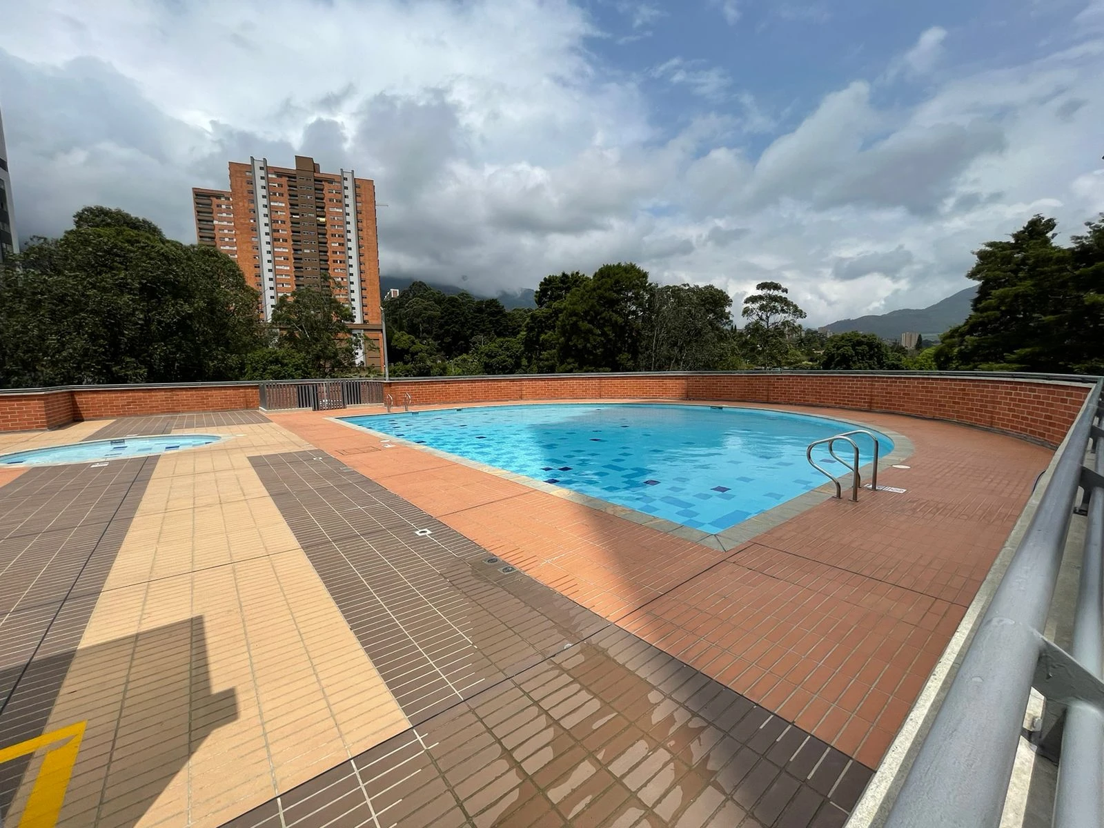 Apartamento en venta sector chorritos itagui 