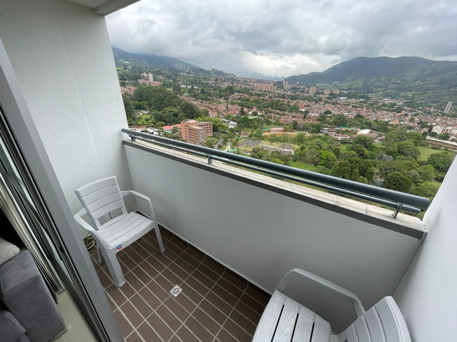 Apartamento en venta sector chorritos itagui 