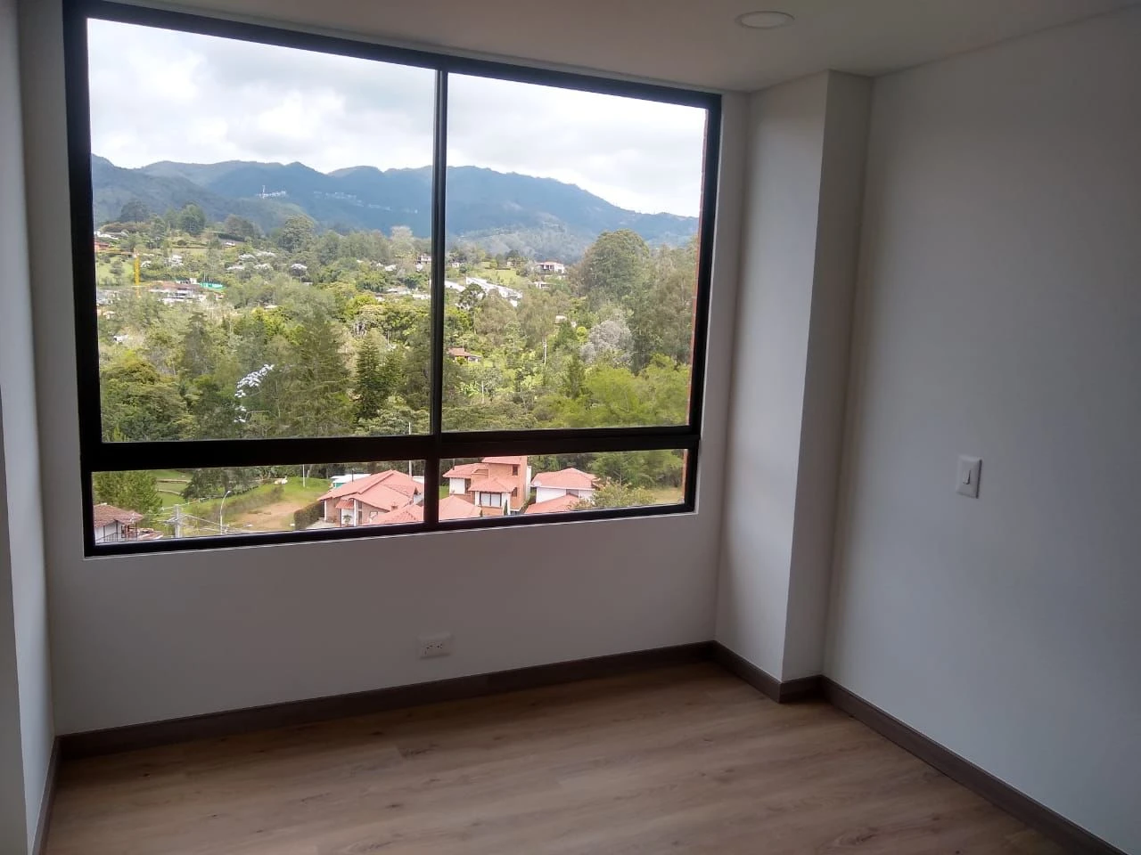 apartamento en arriendo el retiro 