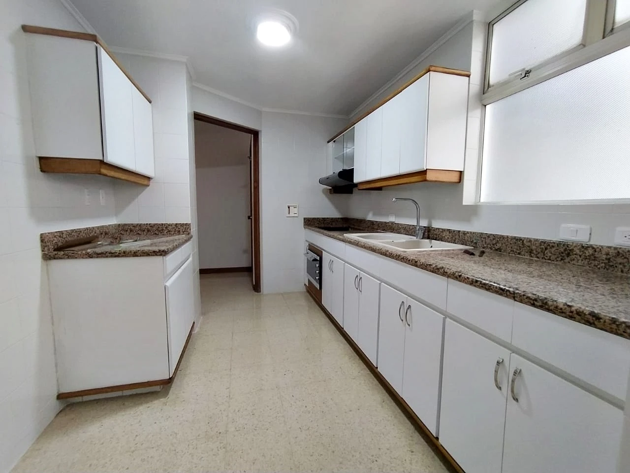 Apartamento en arriendo sector Castropol
