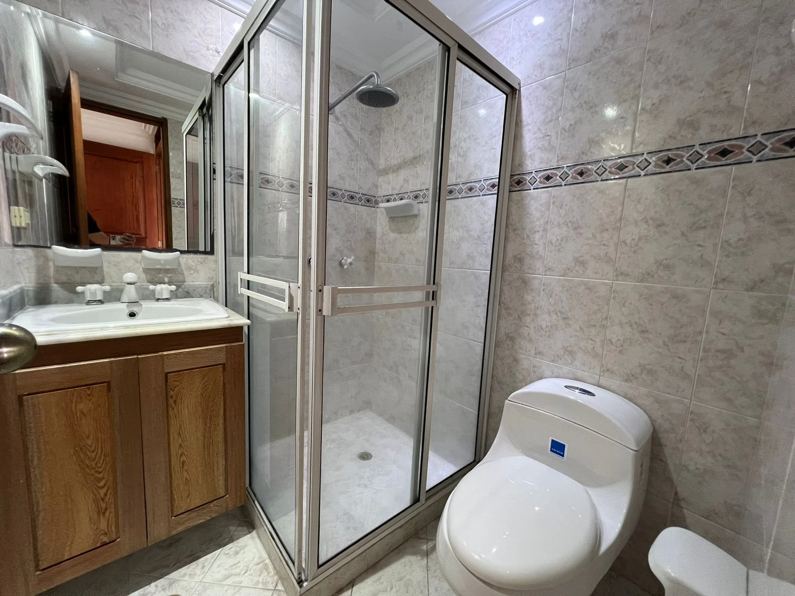 ARRIENDO APARTAMENTO EN EL POBLADO