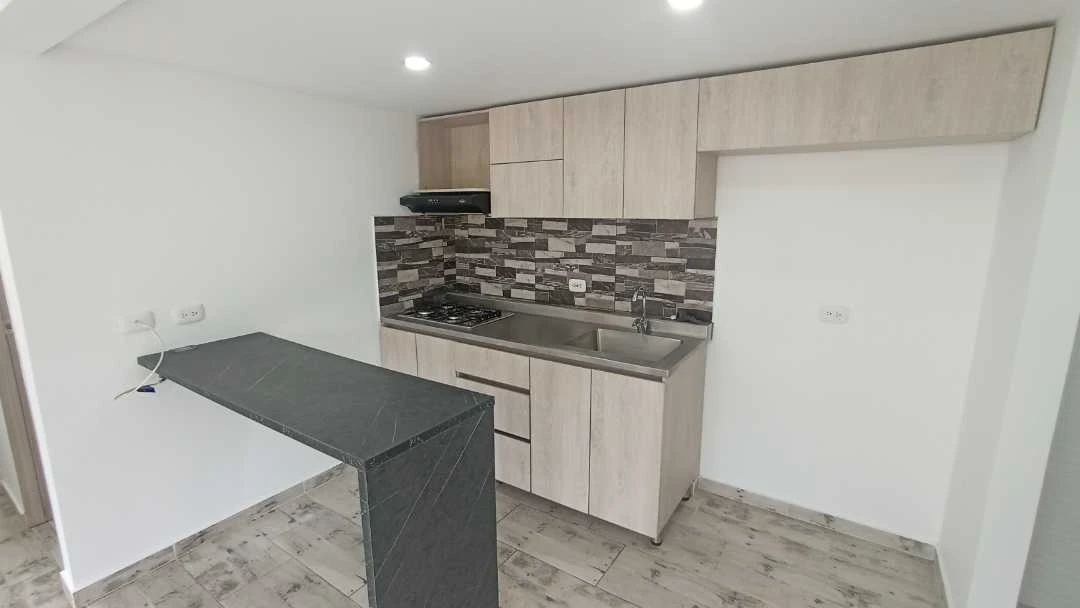 Se arrienda apartamento en sector Navarra