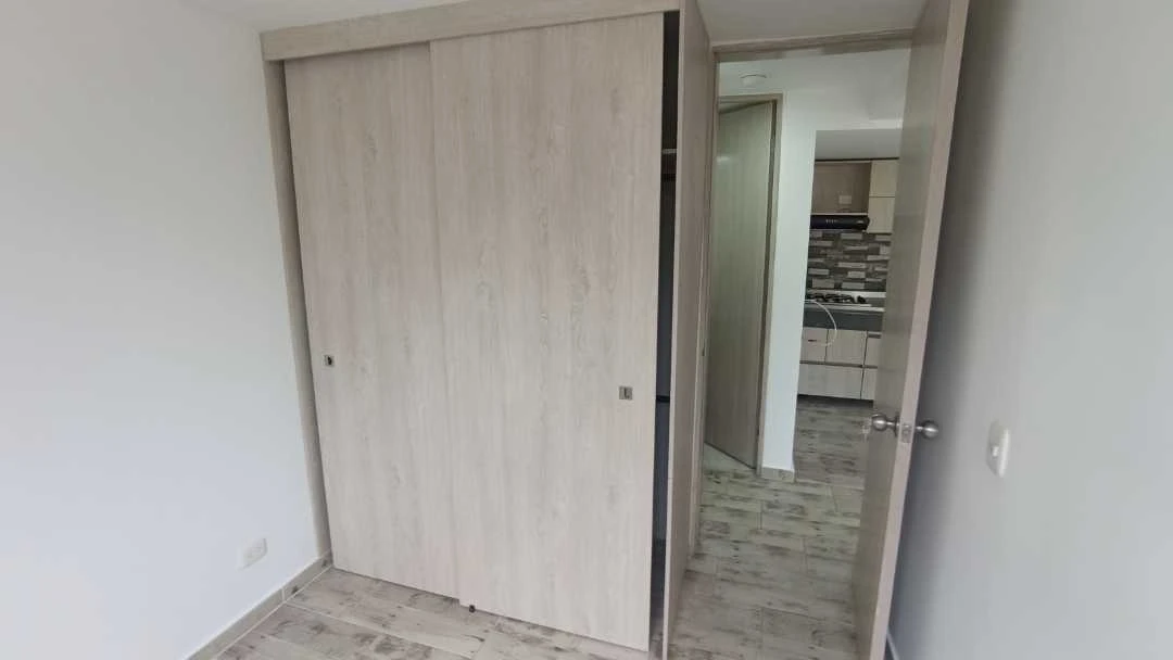 Se arrienda apartamento en sector Navarra
