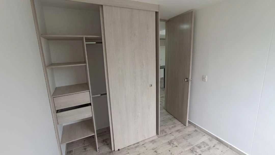 Se arrienda apartamento en sector Navarra