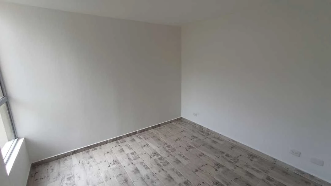 Se arrienda apartamento en sector Navarra