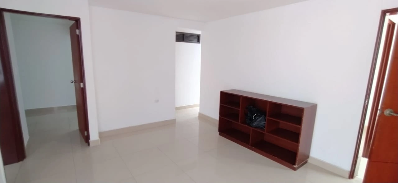 ARRIENDO CASA COMERCIAL EN BELÉN ROSALES