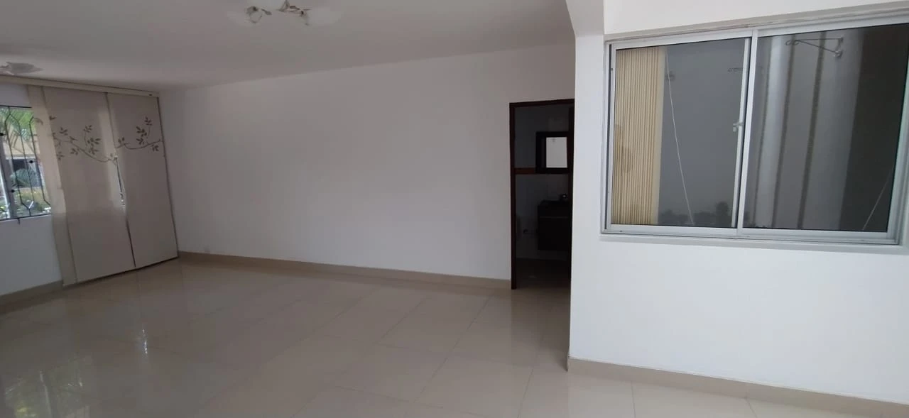 ARRIENDO CASA COMERCIAL EN BELÉN ROSALES