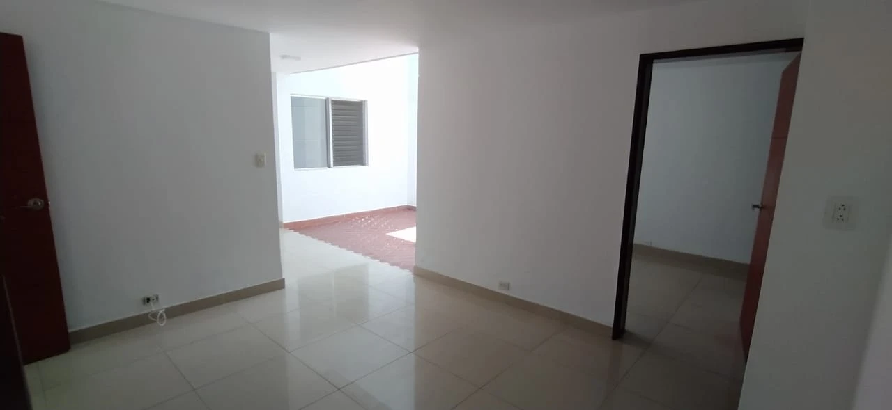 ARRIENDO CASA COMERCIAL EN BELÉN ROSALES