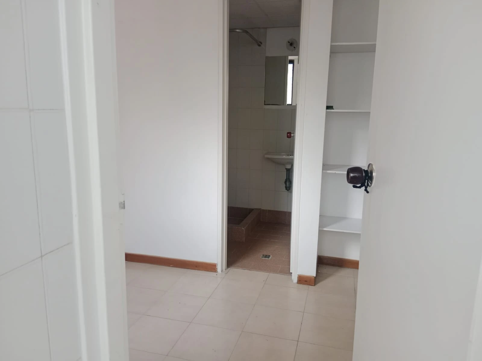 ARRIENDO CASA COMERCIAL EN BELÉN ROSALES