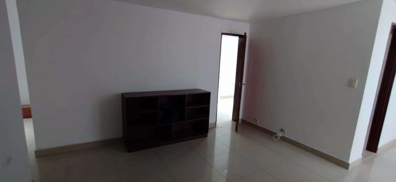 ARRIENDO CASA COMERCIAL EN BELÉN ROSALES