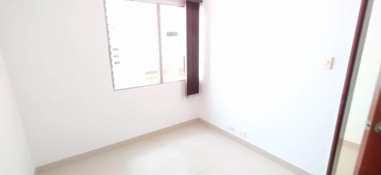 ARRIENDO CASA COMERCIAL EN BELÉN ROSALES