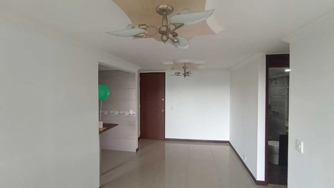 Se arrienda apartamento en sector madera