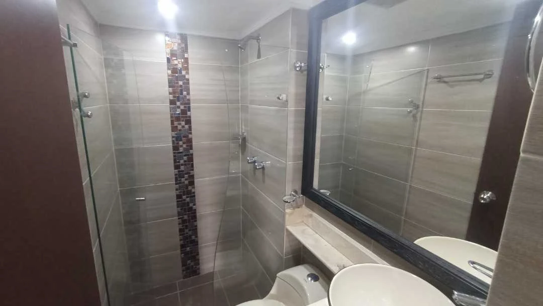 Se arrienda apartamento en sector madera