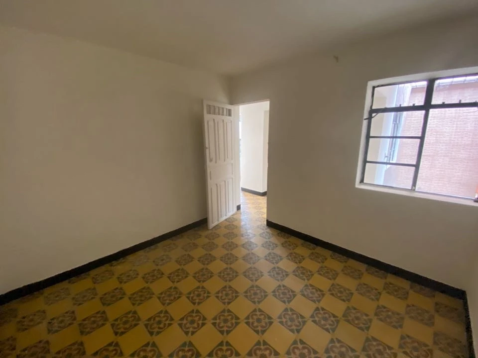 Casa en arriendo cerca al parque de Bello