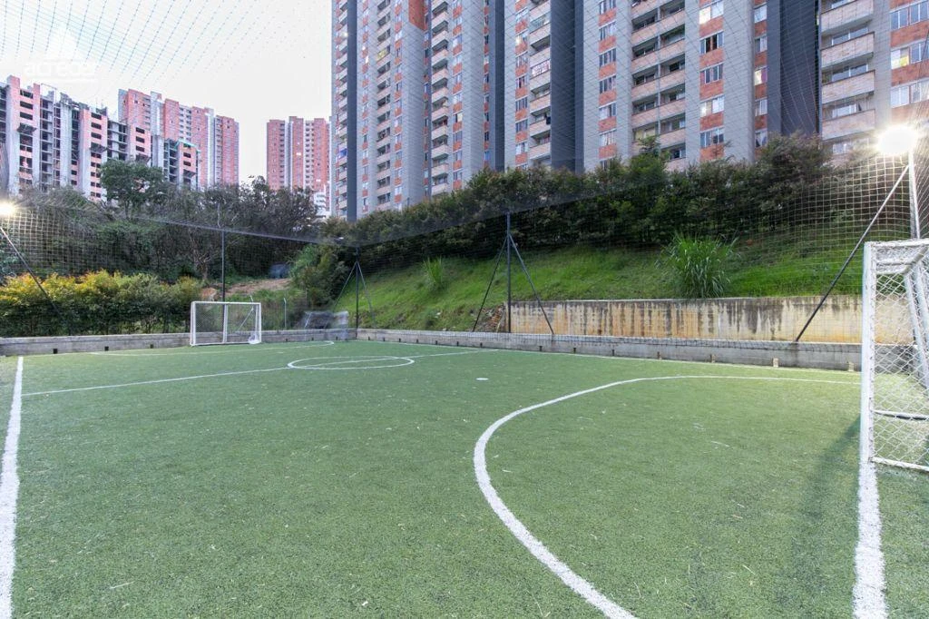 Apartamento Amoblado en Arriendo