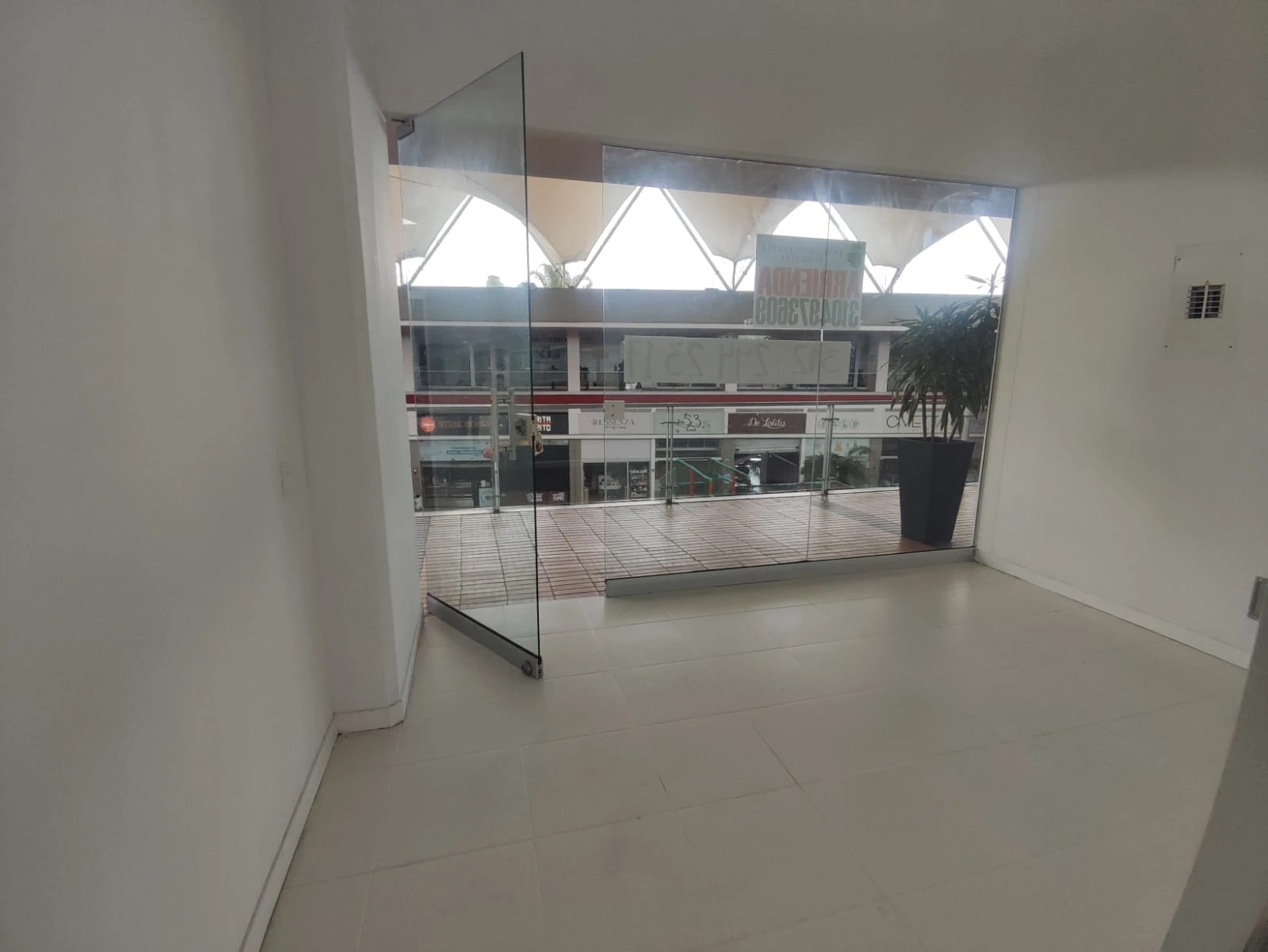 Oficina en arriendo Complex Llanogrande 