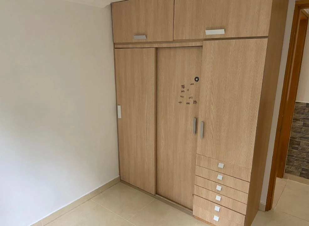 Apartamento en arriendo puerta madera