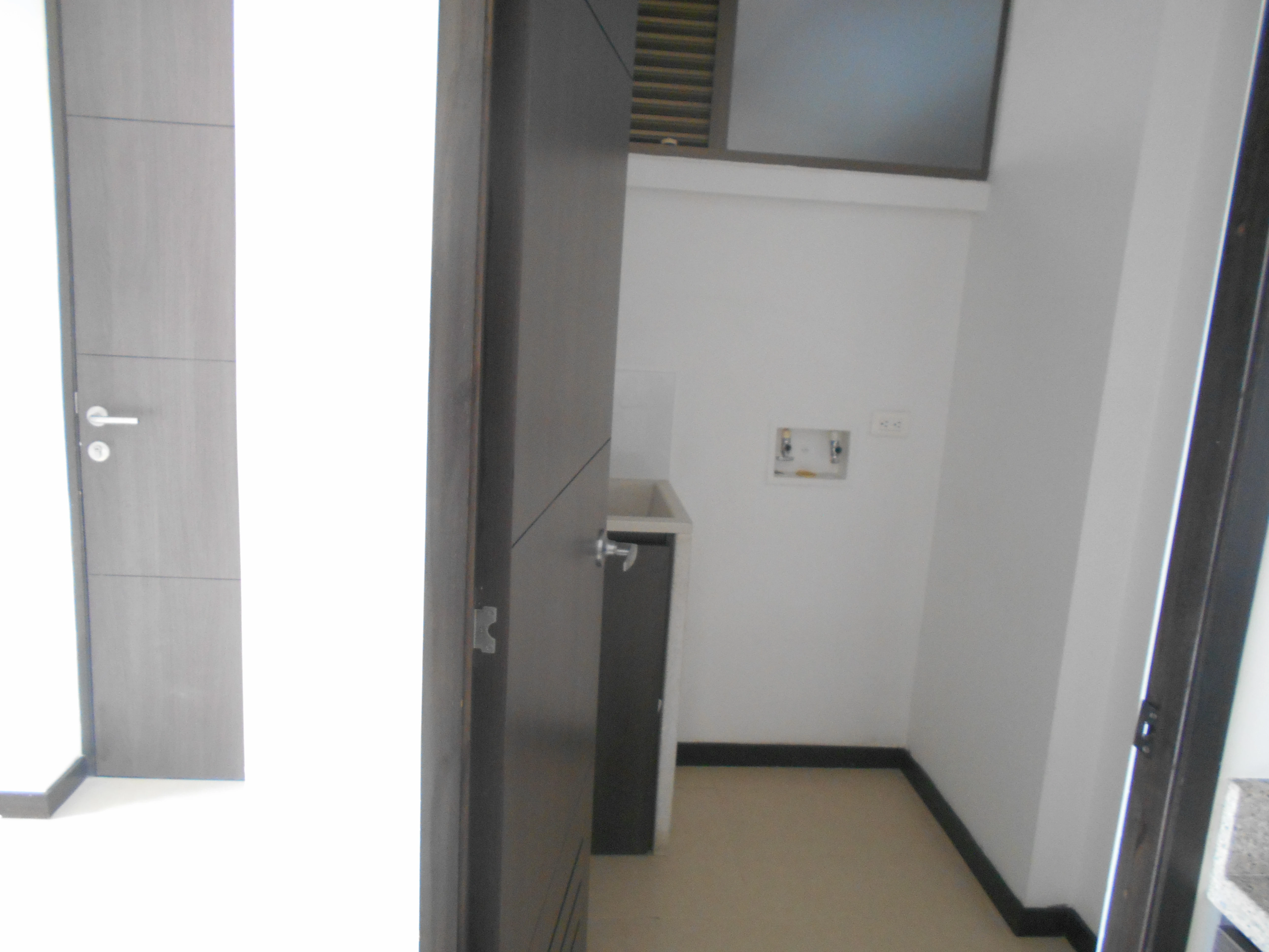 apartamento en arriendo sector superior padre marianito