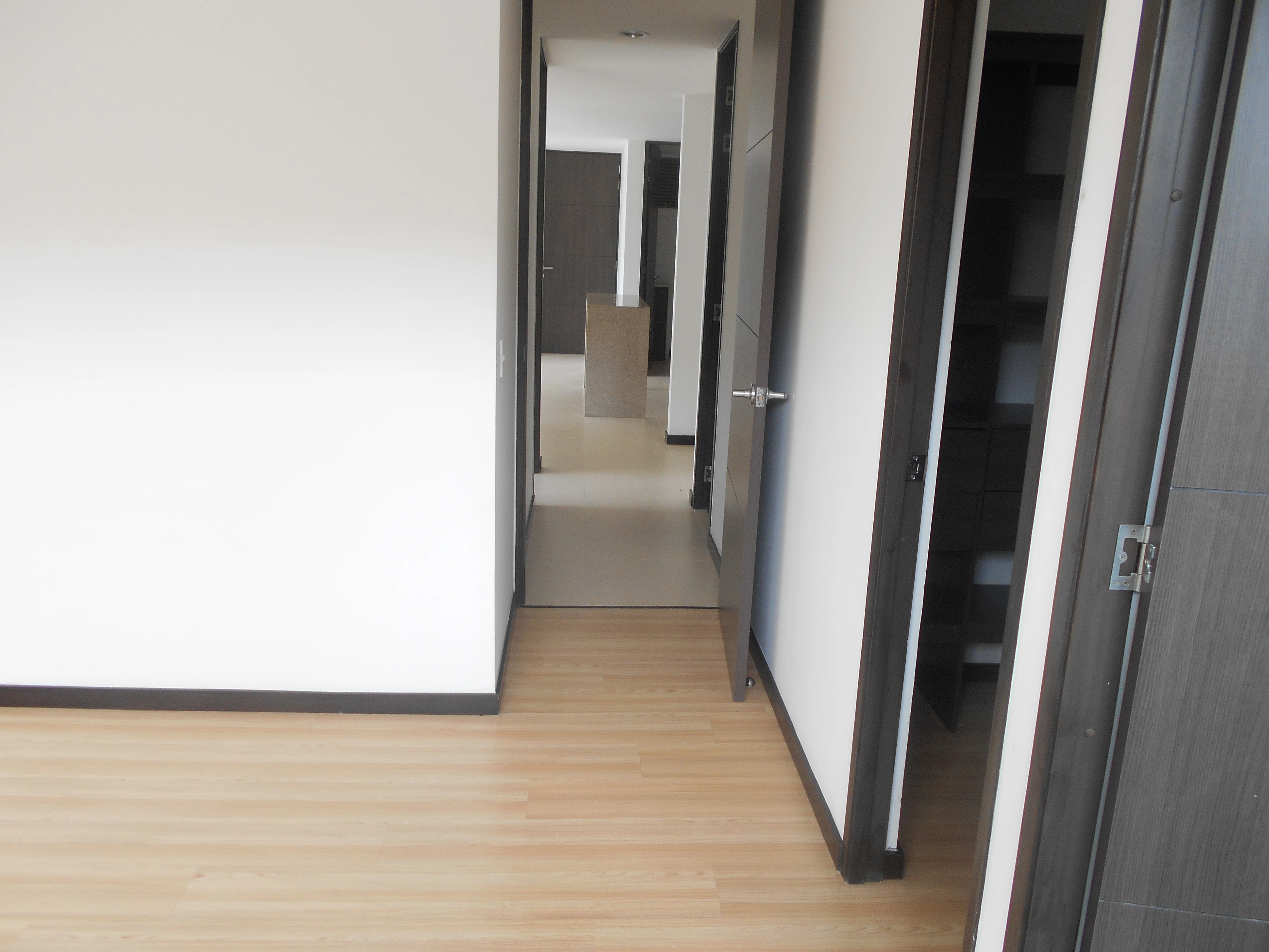 apartamento en arriendo sector superior padre marianito