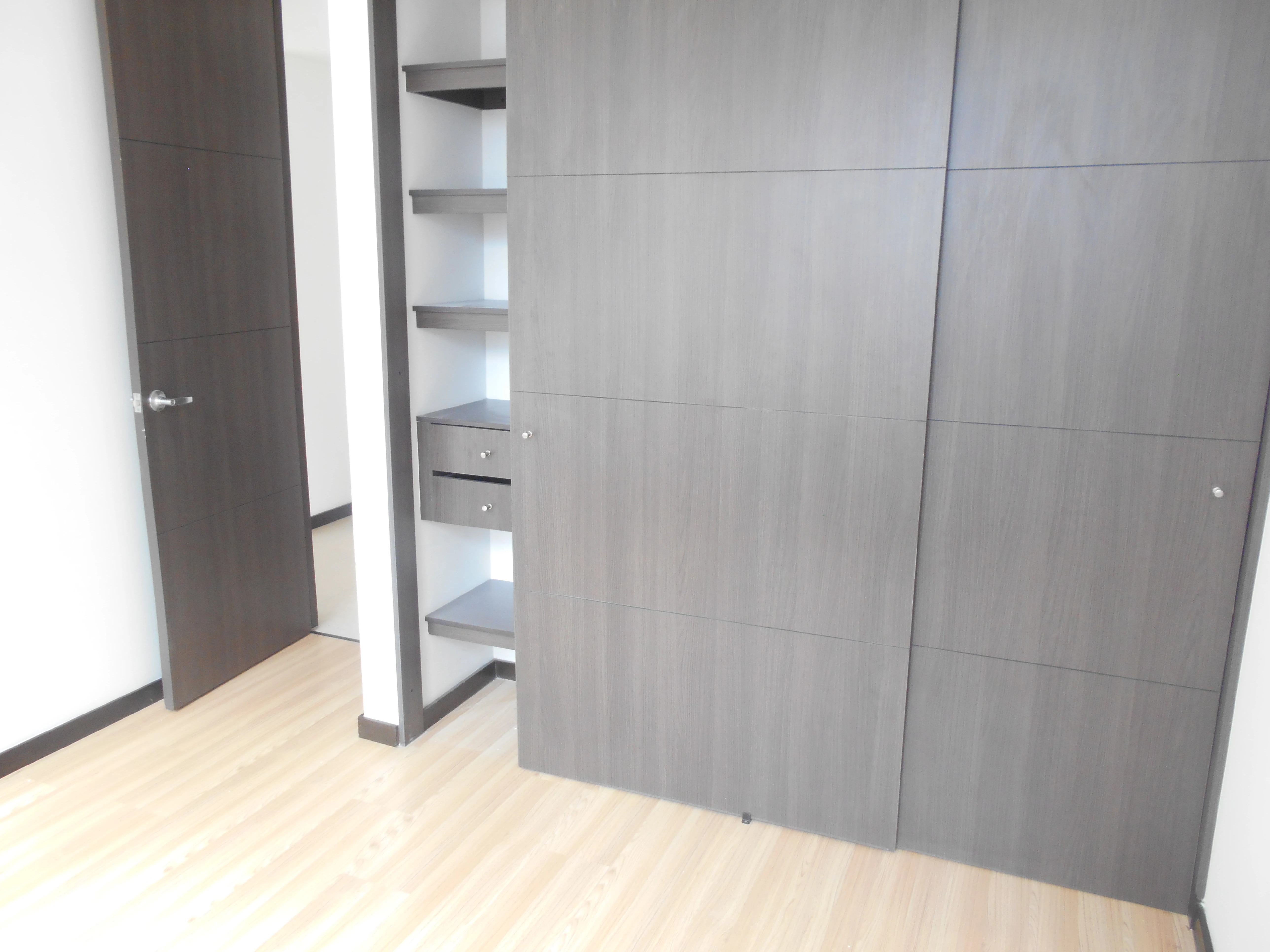 apartamento en arriendo sector superior padre marianito