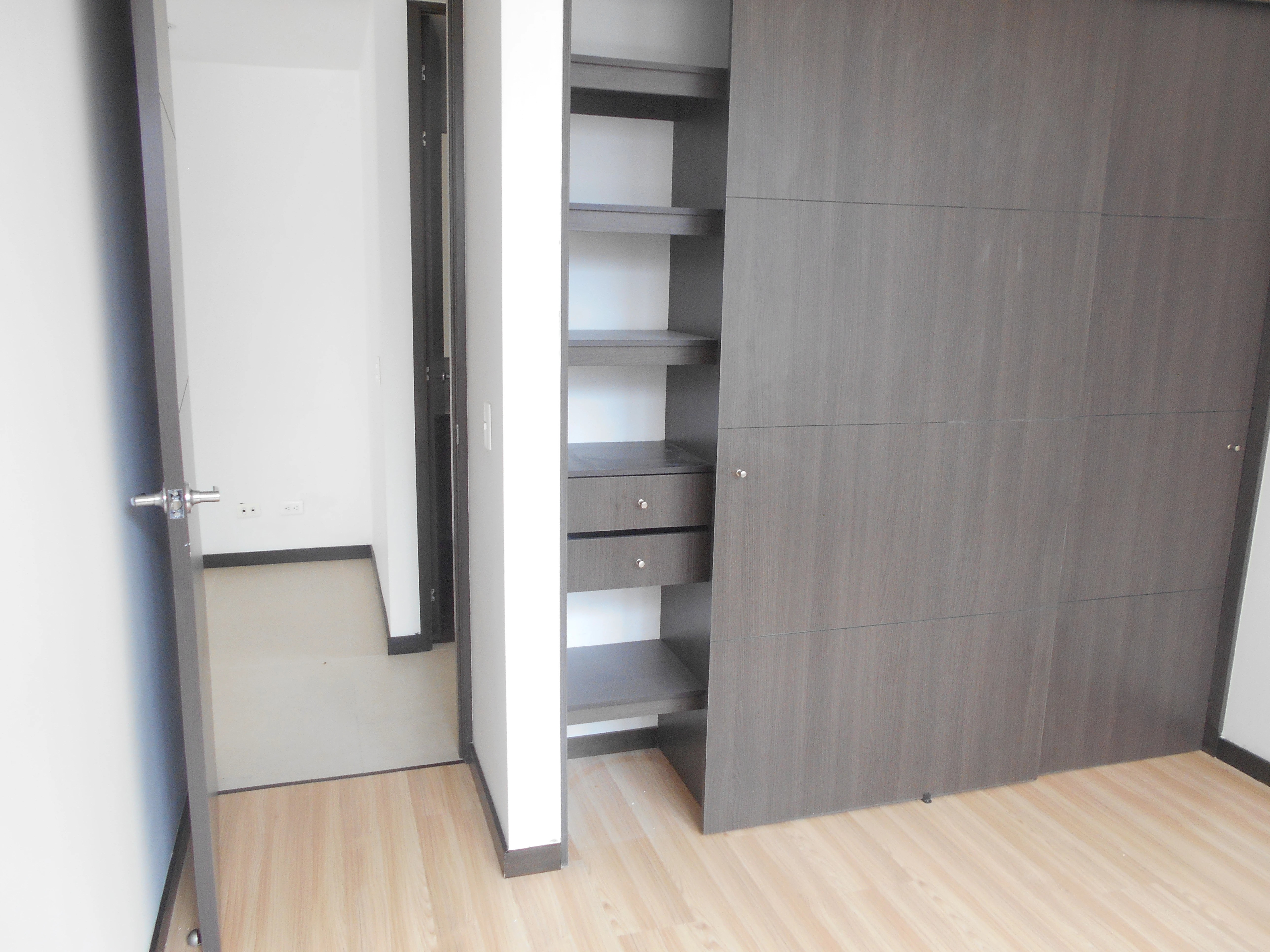 apartamento en arriendo sector superior padre marianito