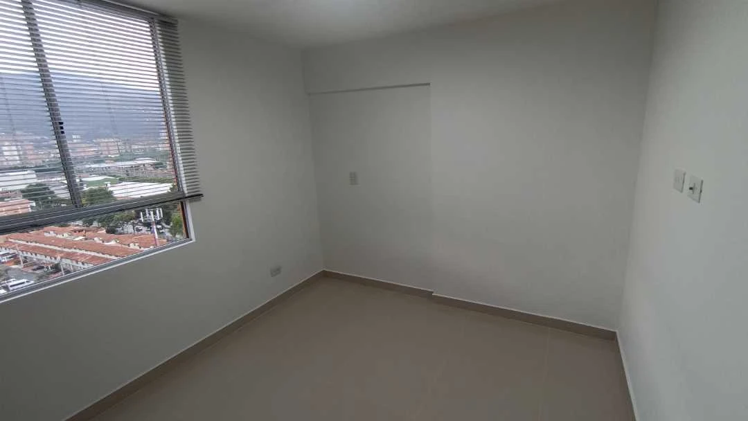 Se arrienda apartamento sector cabañitas cerca ala estación madera